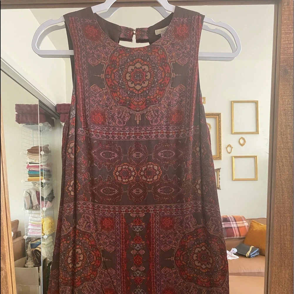Dress - Picture 2 of 5